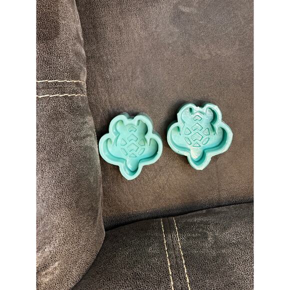 Sea Turtle Silicone Mold for Car Vent Clips | Freshies Resin Crafts - Picture 3 of 3